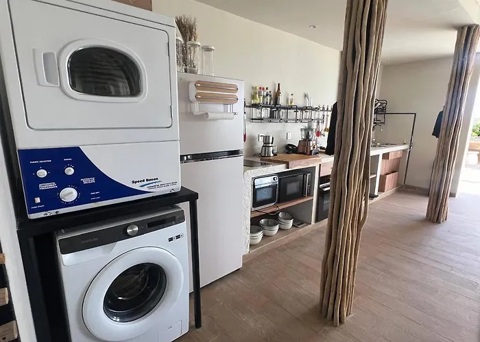 Blanca8 Coliving 3*